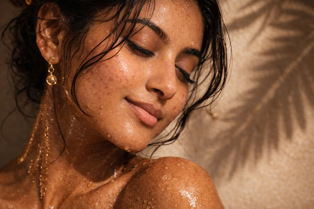 Face Oil vs Face Moisturiser — Do You Need One, the Other, or Both?