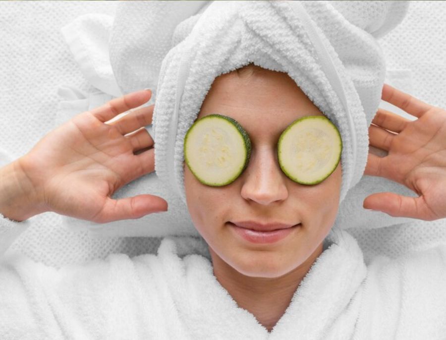 10 Surprising Benefits Of Using Cucumber On Skin