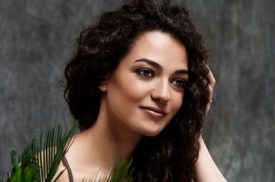 How To Get Black Hair Naturally At Home – Sadhev